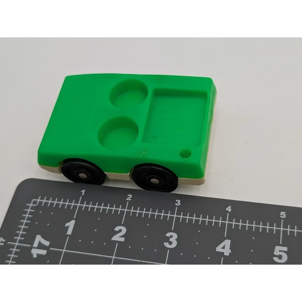 Fisher Price Little People Green White Car 2 Seat‎ Vehicle Lot